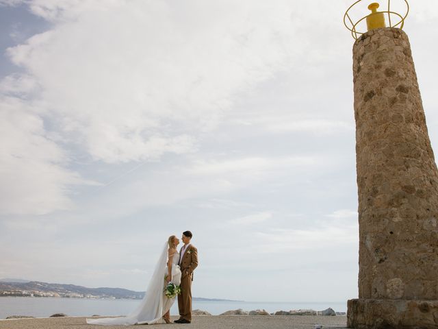 La boda de Martin y Sofija en Marbella, Málaga 37