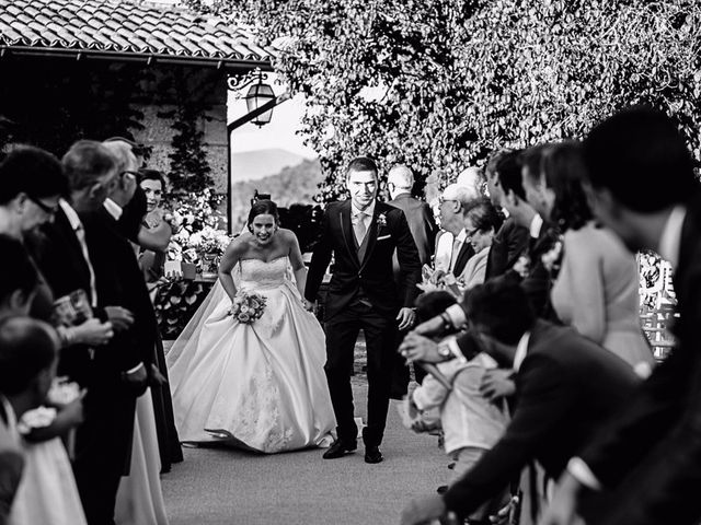 La boda de Robert y Yessica en Pontevedra, Pontevedra 33