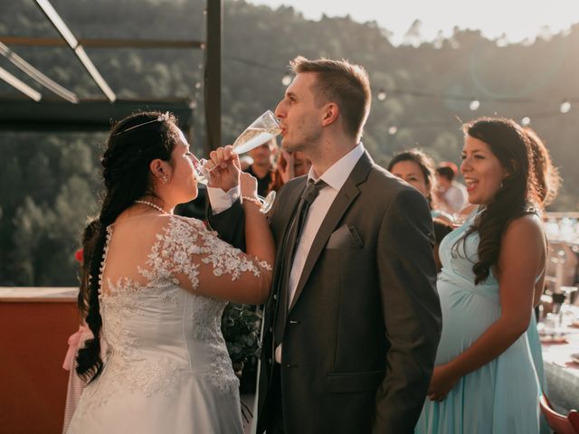 La boda de Toni y Lisseth en El Pont De Vilumara I Rocafort, Barcelona 51