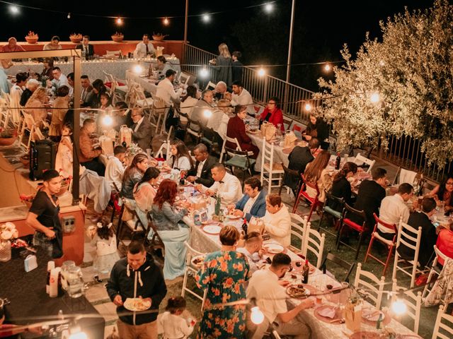 La boda de Toni y Lisseth en El Pont De Vilumara I Rocafort, Barcelona 57