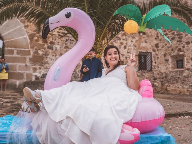 La boda de David  y Rebeca  en Cáceres, Cáceres 41