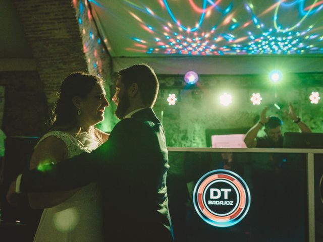 La boda de David  y Rebeca  en Cáceres, Cáceres 53