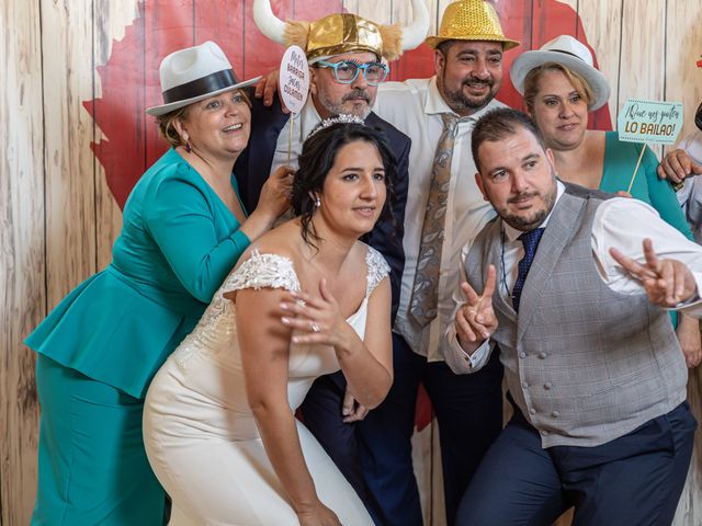 La boda de Claudio y Laura en Dos Hermanas, Sevilla 13