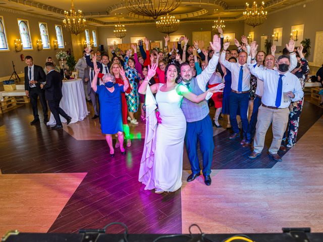 La boda de Claudio y Laura en Dos Hermanas, Sevilla 16