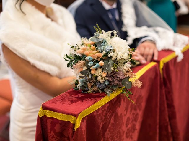 La boda de Claudio y Laura en Dos Hermanas, Sevilla 30