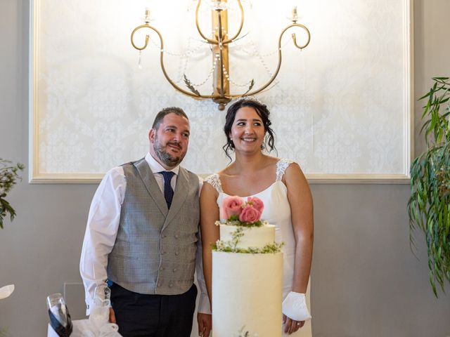 La boda de Claudio y Laura en Dos Hermanas, Sevilla 47
