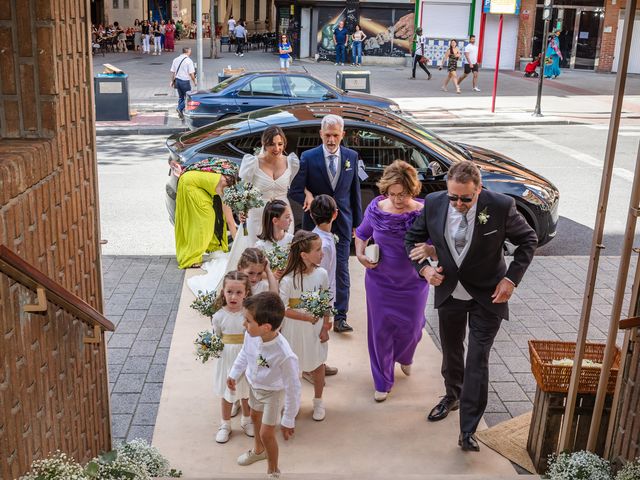 La boda de Kiko y Irene en Albacete, Albacete 23