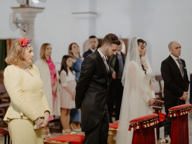 La boda de Alejandro y Miriam en Mérida, Badajoz 37