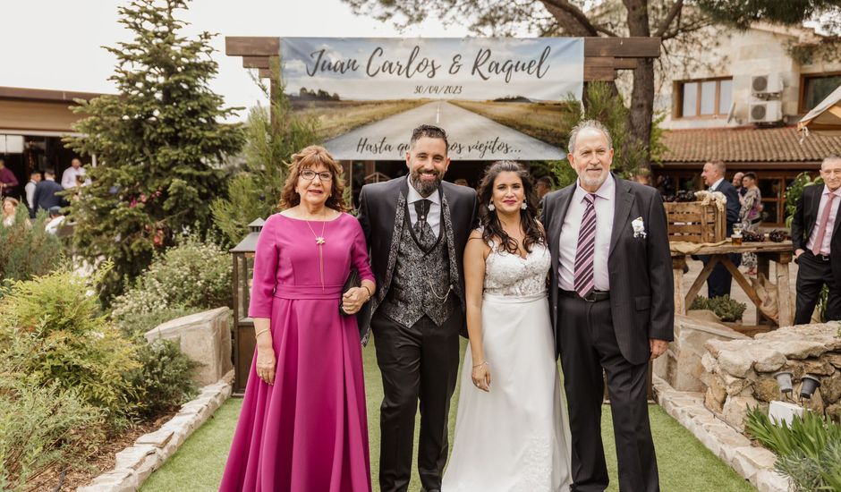 La boda de Raquel  y Juan Carlos en El Vellon, Madrid