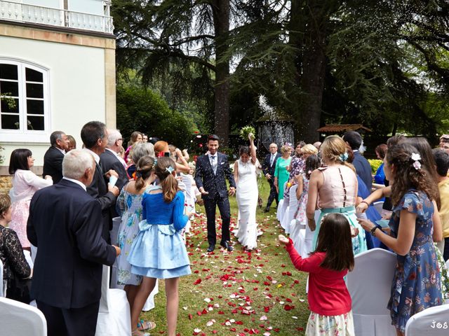 La boda de Juan y Aroa en Soto Iruz, Cantabria 26