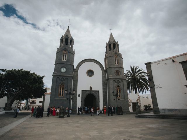 La boda de Pedro y Idoia en Arucas, Las Palmas 28