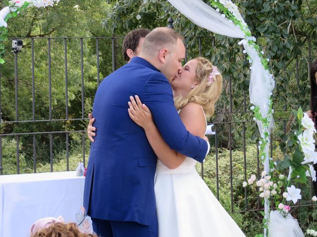 La boda de Javier y Marta en Torrejón De Ardoz, Madrid 1