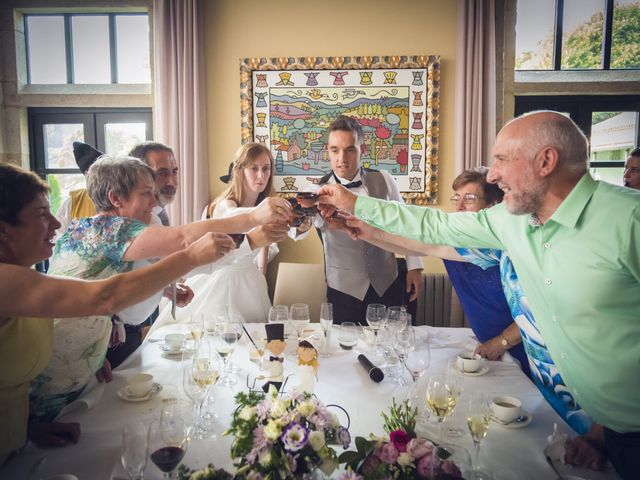 La boda de Andoni y Agueda en Santiso (Santa Maria), A Coruña 25