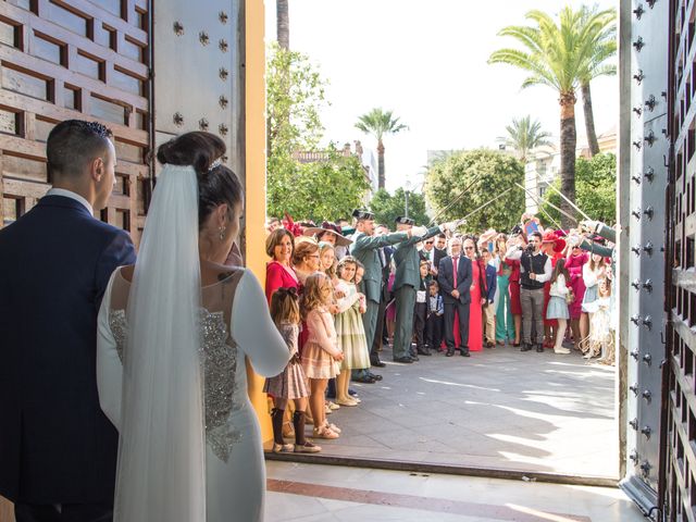 La boda de Verónica y Isidoro en Alcala De Guadaira, Sevilla 70