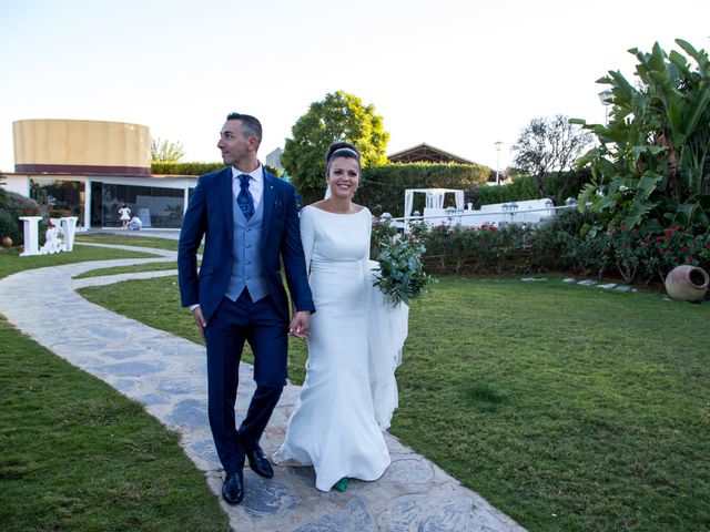 La boda de Verónica y Isidoro en Alcala De Guadaira, Sevilla 102