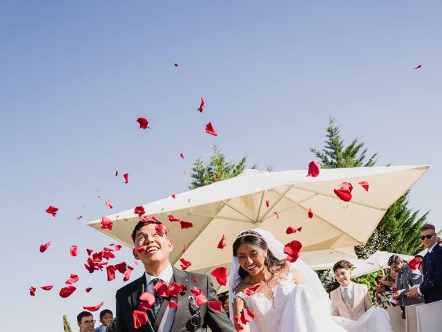 La boda de Nixon y Tatiana en Lagartera, Toledo 24