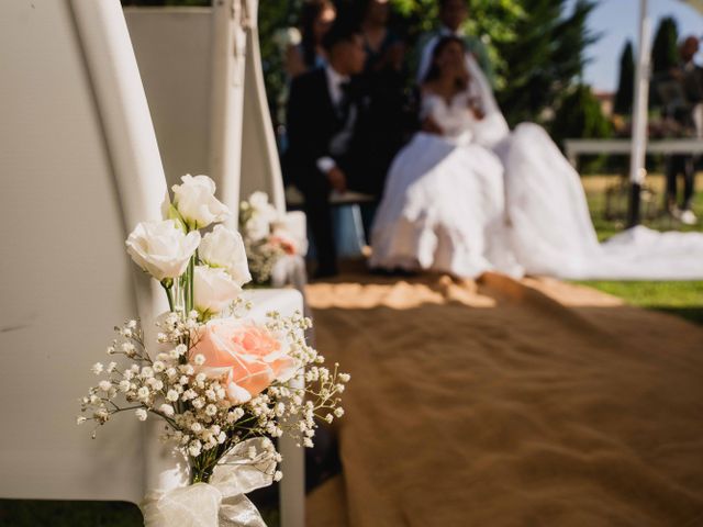 La boda de Nixon y Tatiana en Lagartera, Toledo 26