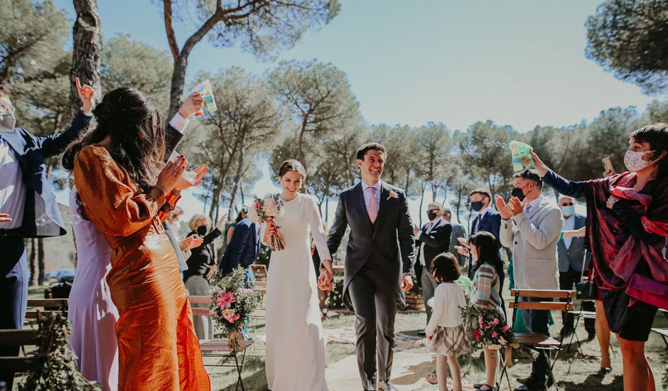 La boda de Alberto y Cristina en Torrelodones, Madrid