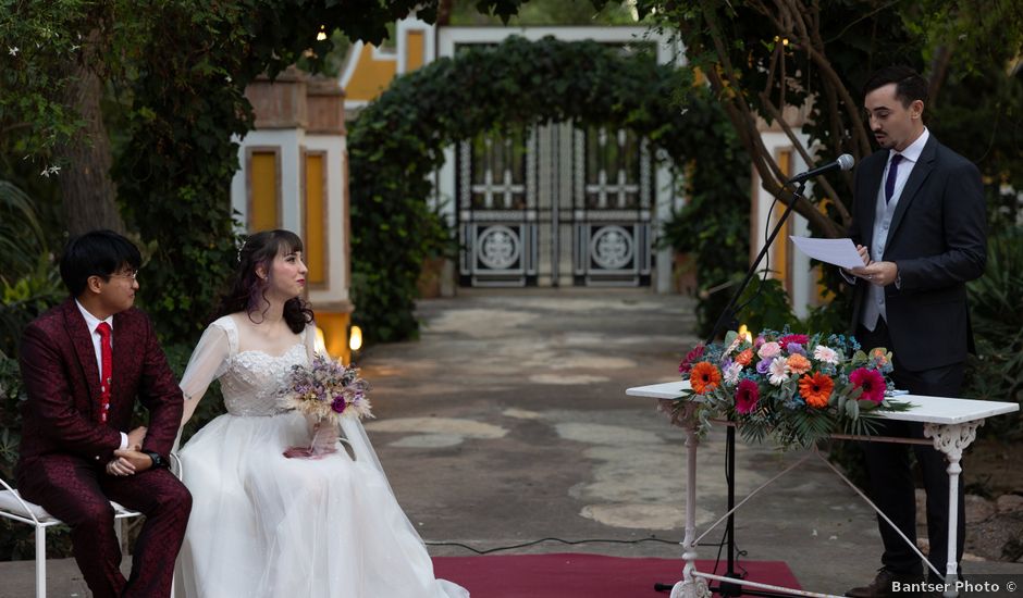 La boda de Shannon y Laia en Godella, Valencia