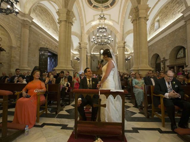 La boda de Víctor y Eva en Mengibar, Jaén 23