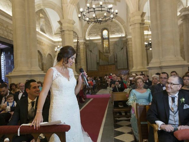 La boda de Víctor y Eva en Mengibar, Jaén 24