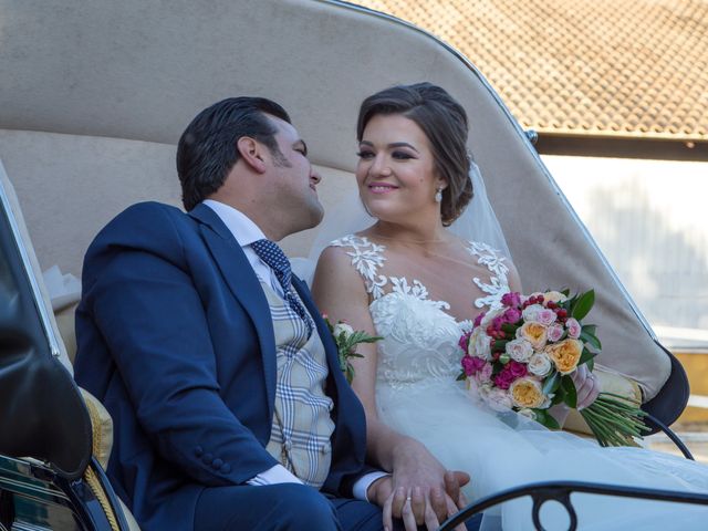 La boda de Miguel Ángel y Patricia en Alcala De Guadaira, Sevilla 42