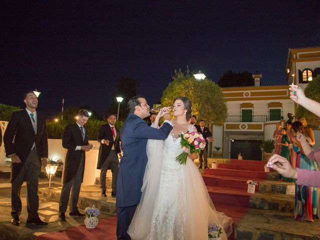 La boda de Miguel Ángel y Patricia en Alcala De Guadaira, Sevilla 60