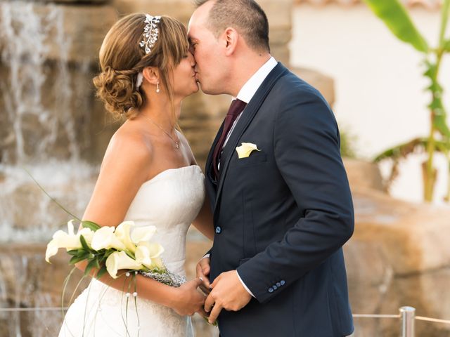 La boda de Arianna y Francisco en Sant Vicent Del Raspeig/san Vicente Del, Alicante 26