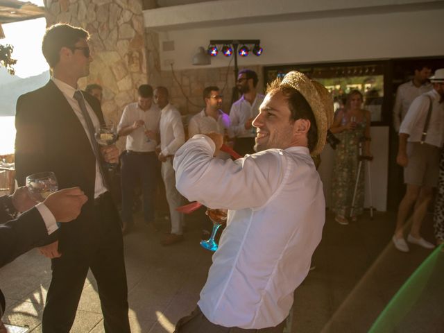 La boda de Orlando y Marga en Es Camp De Mar/el Camp De Mar, Islas Baleares 215