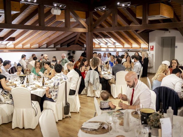 La boda de Carla y Alejandro en Vitoria, A Coruña 44