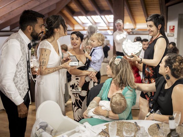 La boda de Carla y Alejandro en Vitoria, A Coruña 54