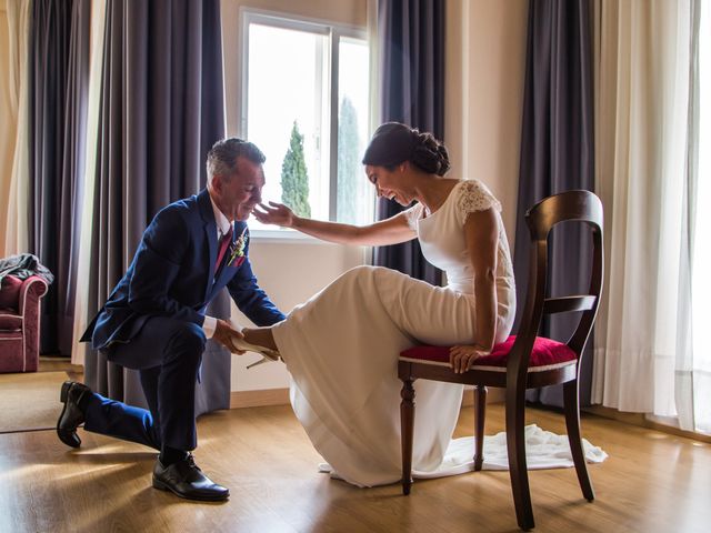 La boda de Sandra y Ismael en Alcala De Guadaira, Sevilla 65
