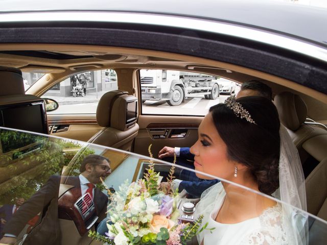La boda de Sandra y Ismael en Alcala De Guadaira, Sevilla 83
