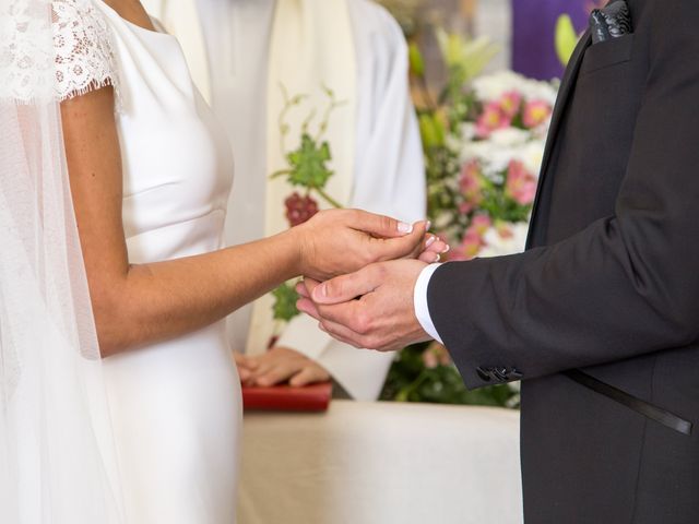 La boda de Sandra y Ismael en Alcala De Guadaira, Sevilla 90