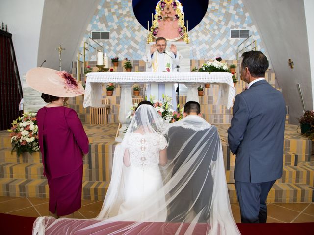 La boda de Sandra y Ismael en Alcala De Guadaira, Sevilla 92