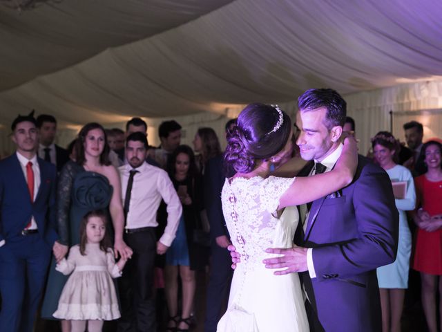 La boda de Sandra y Ismael en Alcala De Guadaira, Sevilla 106