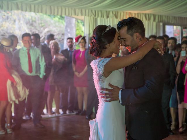 La boda de Sandra y Ismael en Alcala De Guadaira, Sevilla 108