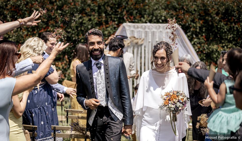 La boda de Carla y Alejandro en Vitoria, A Coruña