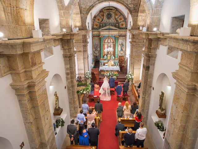 La boda de Manuel y Jacqueline en Oleiros, A Coruña 12