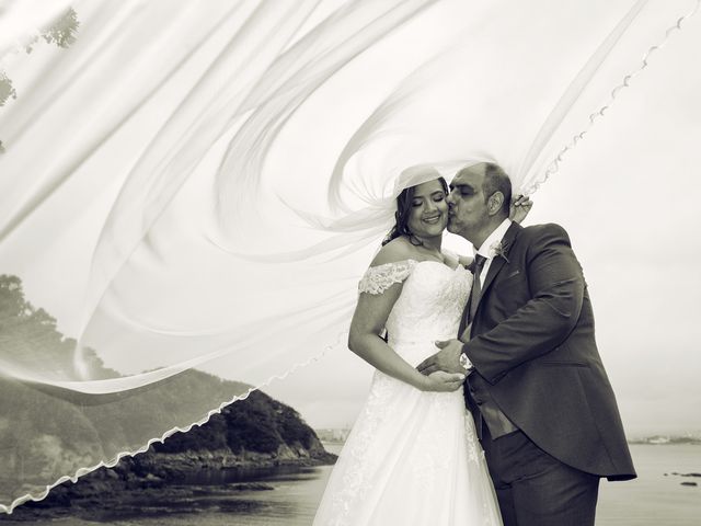 La boda de Manuel y Jacqueline en Oleiros, A Coruña 20