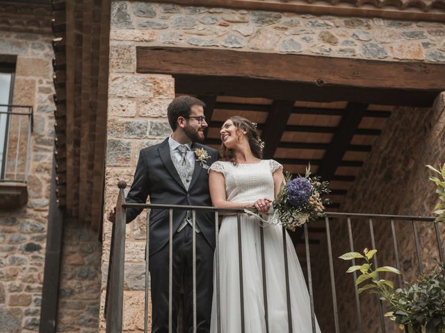 La boda de Xavi y Emma en Fares, Girona 2