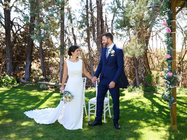 La boda de Bárbara y Aritz en Navalcarnero, Madrid 41