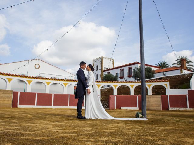 La boda de Beatriz y Felix en Higuera La Real, Badajoz 20