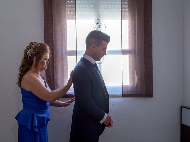 La boda de Manuel y Carmen en Alcala De Guadaira, Sevilla 35