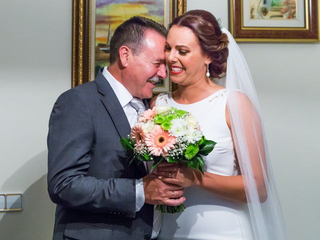 La boda de Manuel y Carmen en Alcala De Guadaira, Sevilla 56
