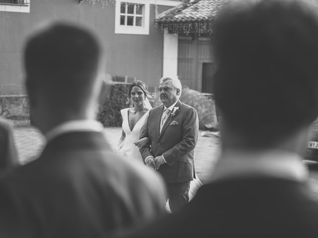 La boda de Silvia y Alberto en Villagarcia Del Llano, Cuenca 28