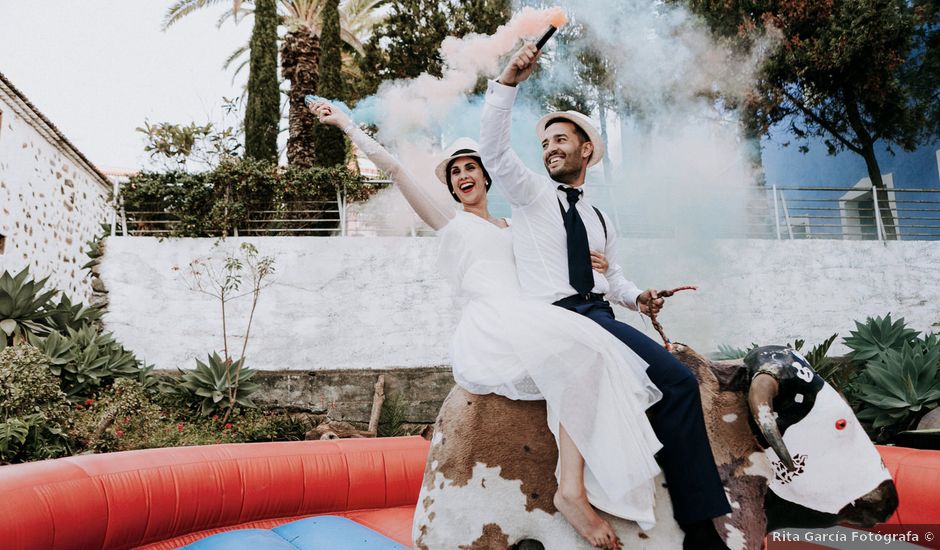La boda de Mario y Ana en Santa Cruz De Tenerife, Santa Cruz de Tenerife