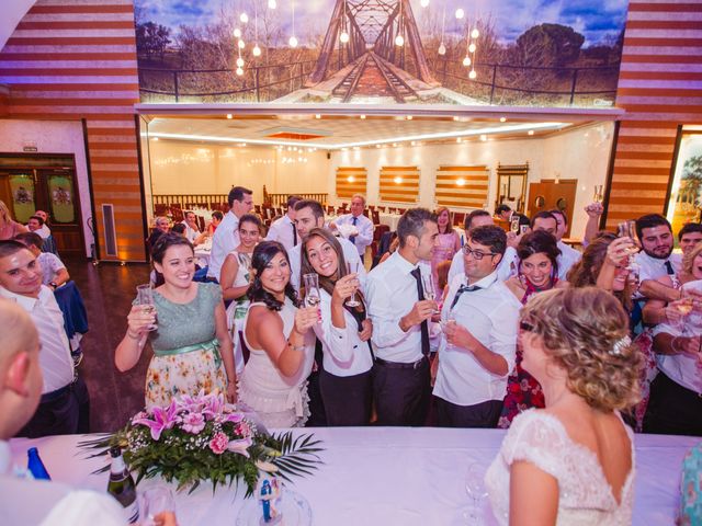 La boda de Juan Carlos y Vanesa en Herrera De Duero, Valladolid 35