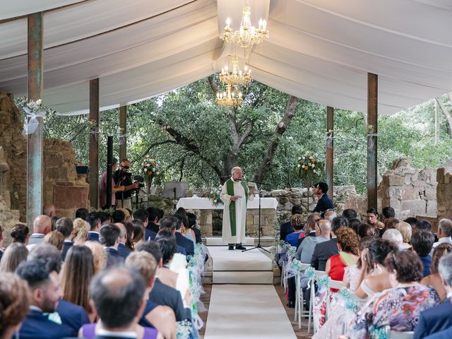 La boda de Nuria y Oriol en Sant Fost De Campsentelles, Barcelona 36