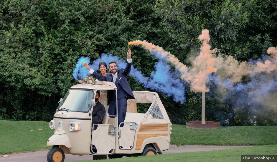 La boda de Nuria y Oriol en Sant Fost De Campsentelles, Barcelona